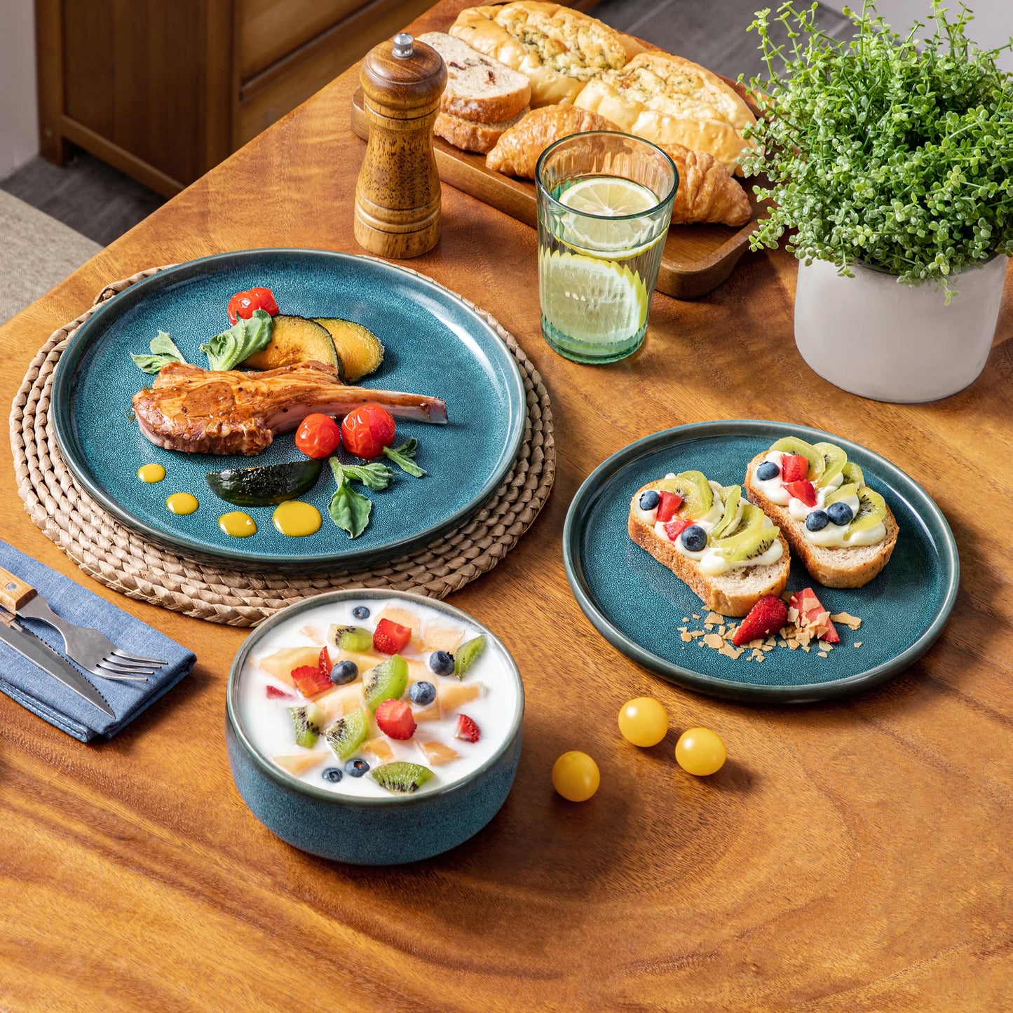 Vancasso 18/36-Piece Blue Ceramic Dinnerware Set – Elegant Reactive Glaze Plates, Bowls & Dessert Plates